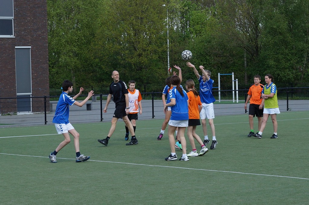 Korfbal C2  12 april -004.jpg